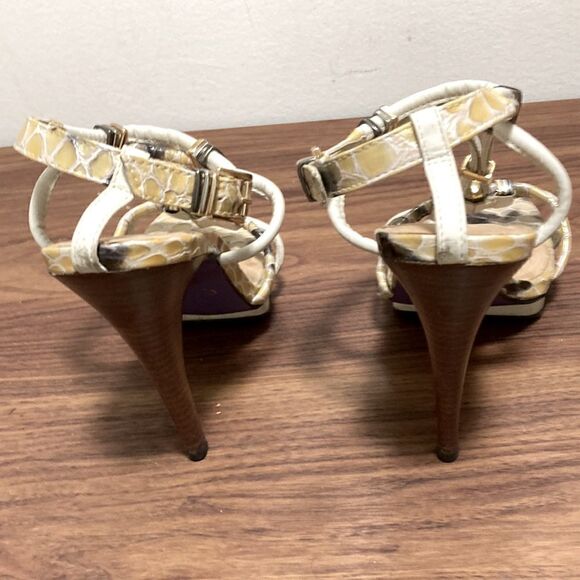 Augusto Cuomo Ankle Strap  Leather Sandal With Stiletto Heel. Size 39/8.5. - Picture 4 of 8